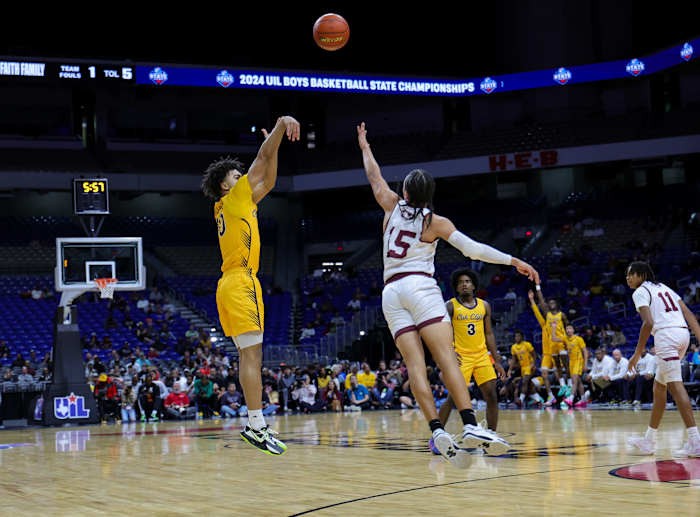oak cliff faith family silsbee texas uil class 4a title tommy hays 2024 Oak Cliff Faith Family vs Silsbee 03